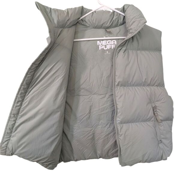 Aritzia TNA Mega Puff Vest - Light Grey/Green - Women's Size S - 700+ Fill Power - Picture 7 of 10